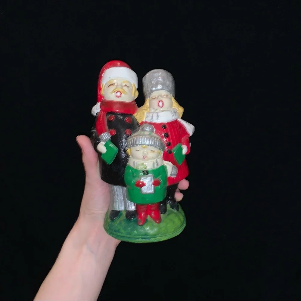 Vintage Christmas Caroling Family Ceramic Figurine Statue // REPAIRED/FLAWS